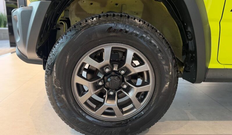 Suzuki JUMNY SIERRA 4STYLE ALLGRID 1.5 AUTOMÁTICO 2021 Cheio