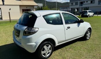 Ford KA 1.0 MANUAL COMPLETO 2013 Cheio
