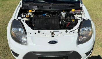 Ford KA 1.0 MANUAL COMPLETO 2013 Cheio