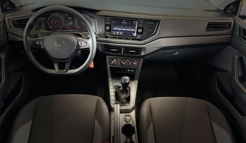 Volkswagen POLO 1.0 MPI MANUAL 2024 Cheio