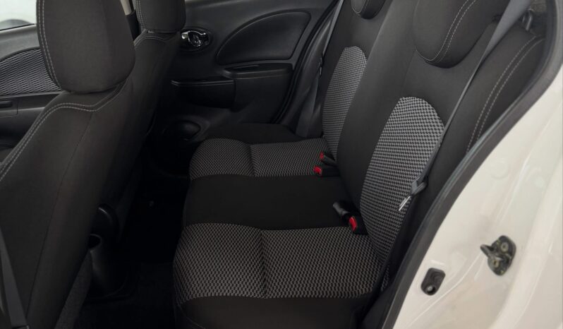 Nissan MARCH SV 1.6 AUTOMÁTICO 2020 Cheio