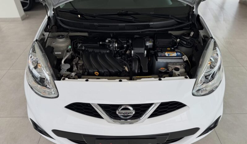 Nissan MARCH SV 1.6 AUTOMÁTICO 2020 Cheio
