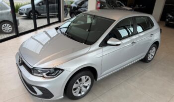 Volkswagen POLO 1.0 MPI MANUAL 2024 Cheio